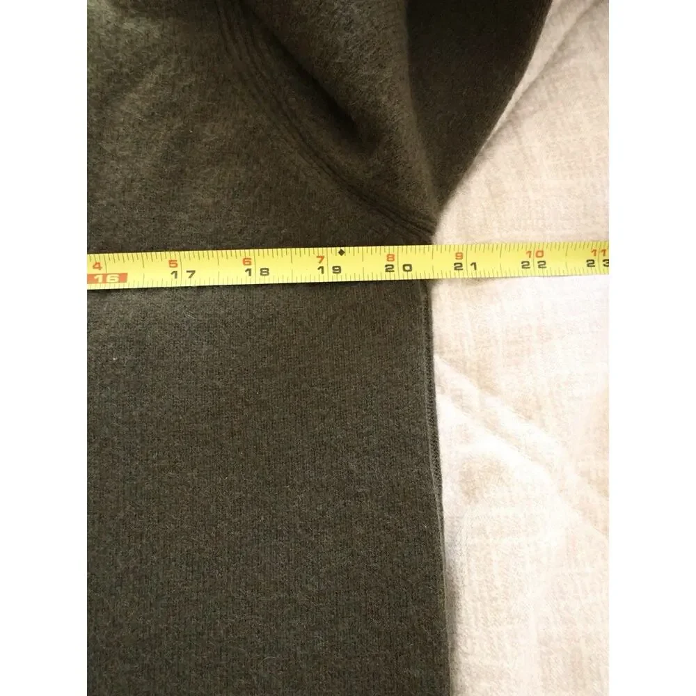 Todd Snyder New York 100% Cashmere V-Neck Sweater Olive Green Men’s Size M